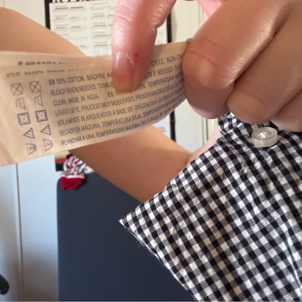 Forever 21 Black and White Gingham Sleeveless Crop Top - Picture 9 of 9